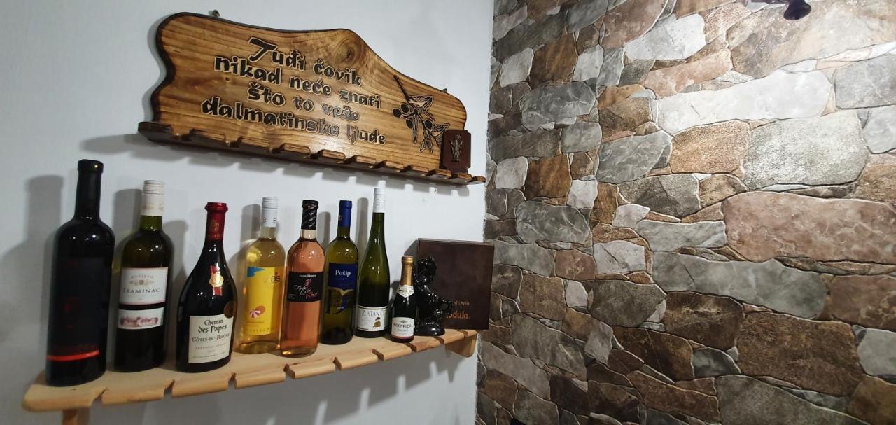 Holiday Home Jass Near Makarska Zagvozd Екстериор снимка