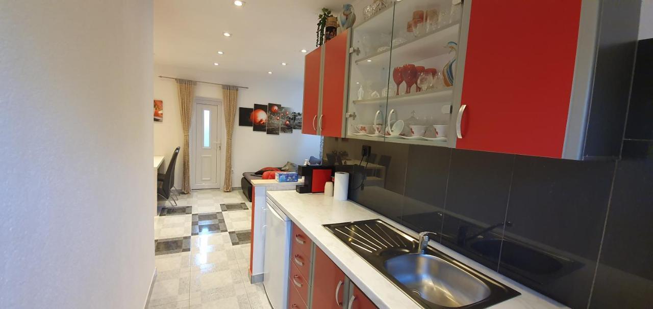 Holiday Home Jass Near Makarska Zagvozd Екстериор снимка